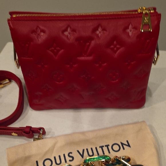 Louis Vuitton Coussin BB with Green Mother Of Pearl Strap - Picture 9 of 9